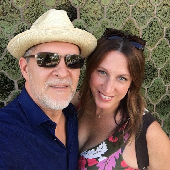 Meet your Posher, Cecelia - Picture 4 of 4